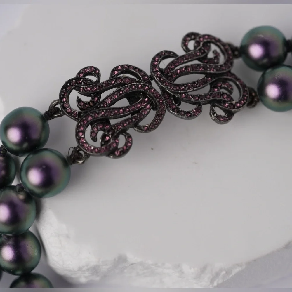 VINTAGE TANNER LAVENDER PEARL NECKLACE AND CLIP‎ ON EARRINGS A12